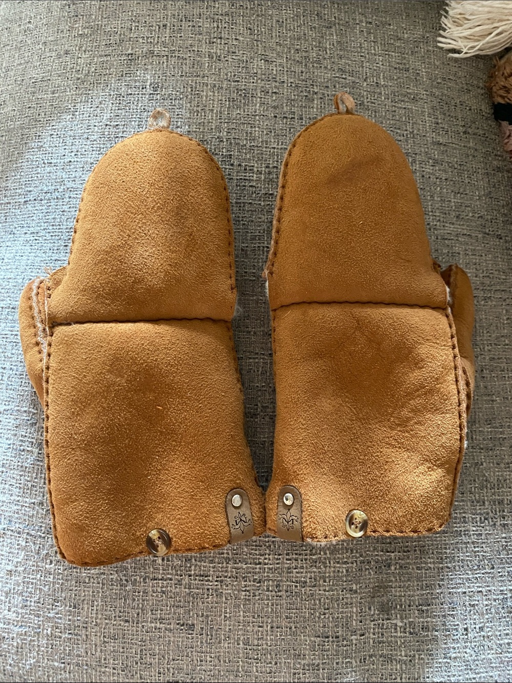 Mackage winter gloves sheep